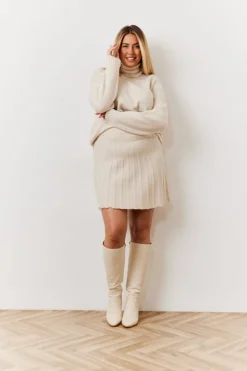 Discount In The Style Pleated Co-Ord Mini Skirt Cream