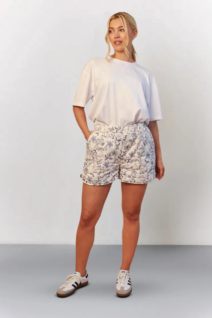 Hot In The Style Printed Quilted Shorts White blue