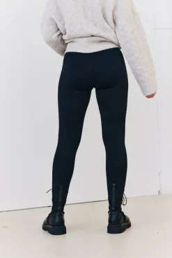 New In the Style Recycled Legging Black