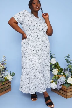 Clearance In the Style Responsible Viscose Floral Midi Dress Blue