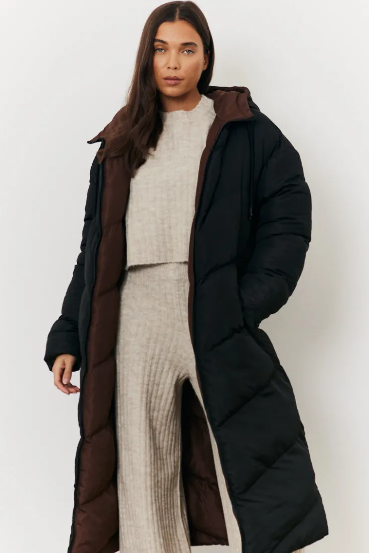 In the Style Reversible Hooded Longline Puffer Coat Chocolate