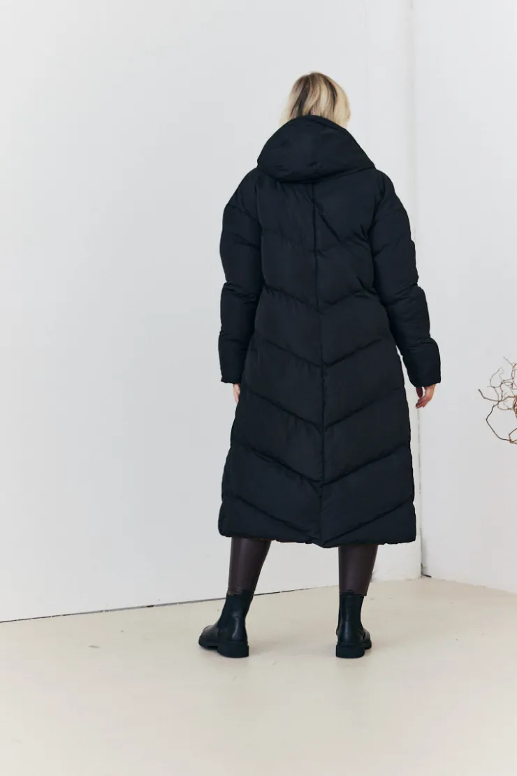 In the Style Reversible Hooded Longline Puffer Coat Chocolate
