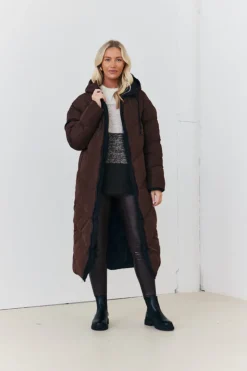 In the Style Reversible Hooded Longline Puffer Coat Chocolate
