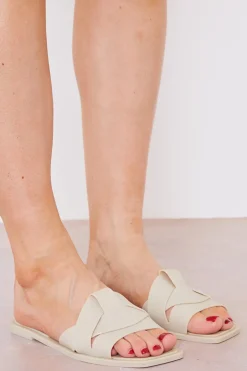 Outlet In The Style Rubberised Criss Cross Flat Sandal Beige