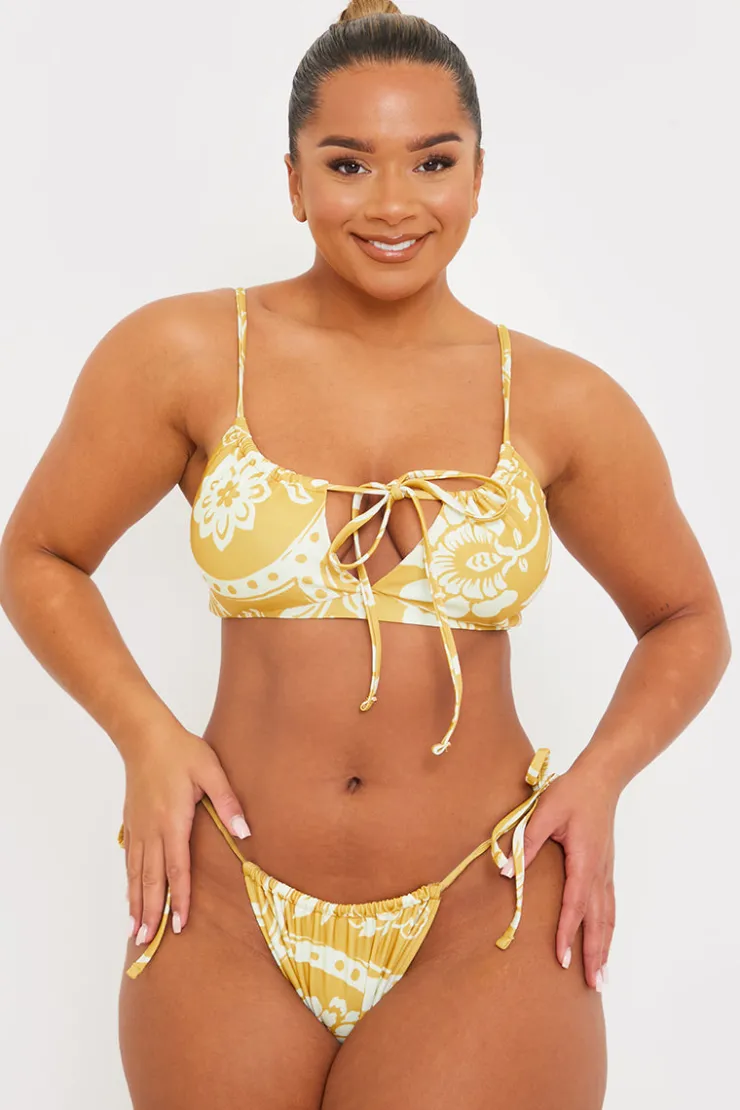 Discount In the Style Scarf Print Tie Front Scoop Neck Bikini Top Yellow
