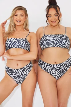 In The Style Sculpt and Control Abstract Print Bandeau Bikini Top Monochrome