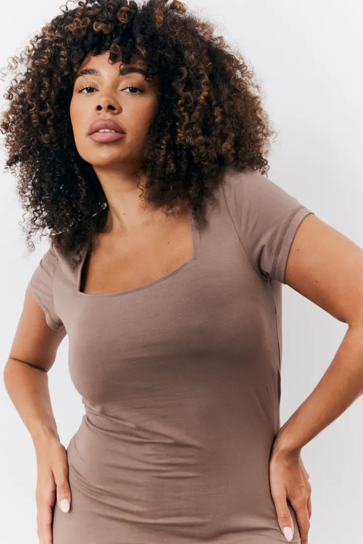 Outlet Fits Sculpting Cap Sleeve Maxi Dress Mocha