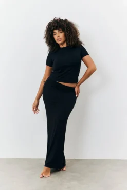 Clearance Fits Sculpting Short Sleeve Crew Neck T-Shirt Black