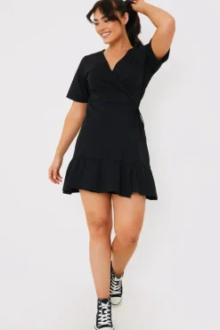 New In The Style Short Sleeve Wrap Swing Dress