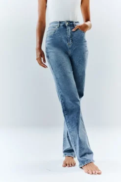 Clearance In The Style Sienna Straight Leg Jean Lightblue