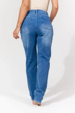 In The Style Sofia Straight Leg Mom Jeans Midblue