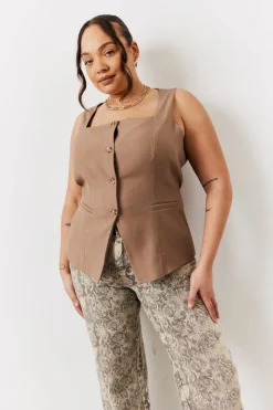 New In The Style Square Neck Longline Waistcoat Stone