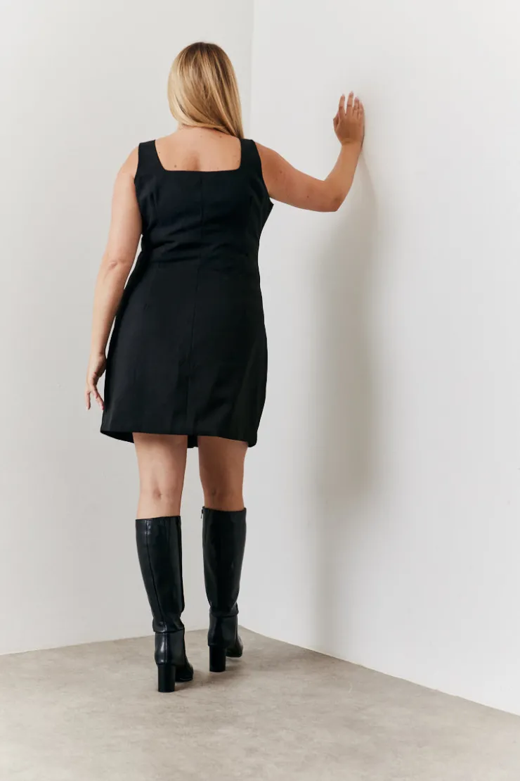 New In the Style Tailored Button Through Mini Dress Black