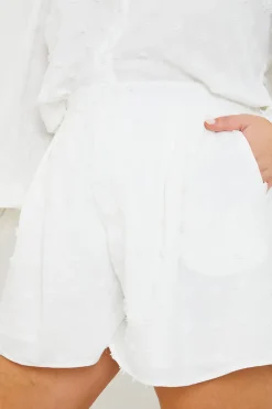Clearance In the Style Textured Dobby Detail Co-ord Shorts White