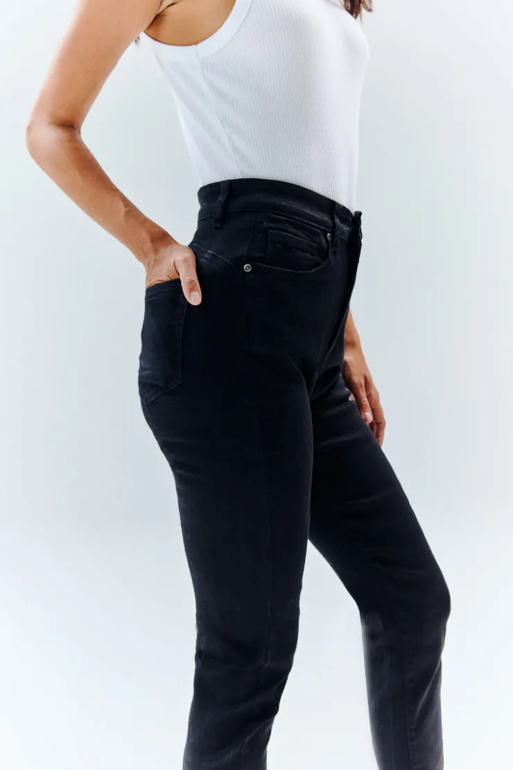 IN THE STYLE The Miracle Skinny Jean in Black