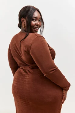 Hot In the Style Twist Acetate Slinky Co-Ord Crop Top Chocolate