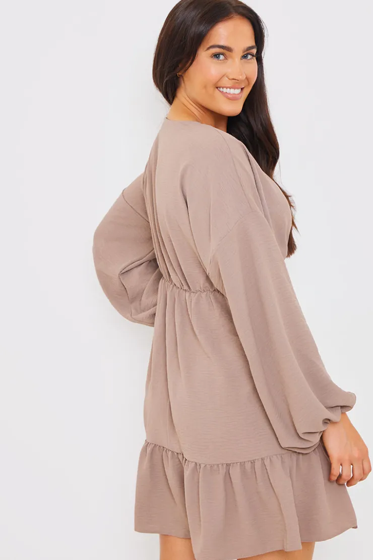 Best In the Style V Neck Frill Hem Smock Dress Mocha