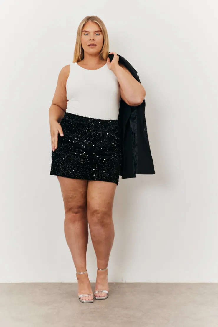Hot In the Style Velvet Sequin Mini Skirt Black