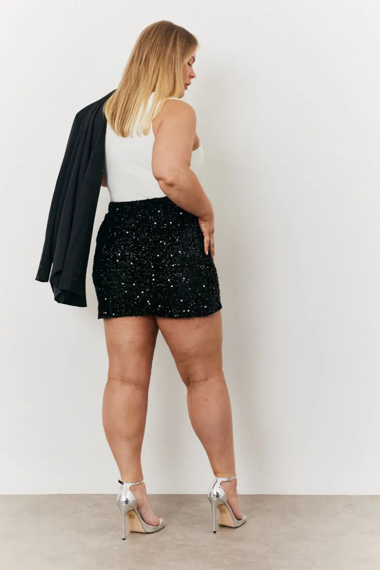Hot In the Style Velvet Sequin Mini Skirt Black