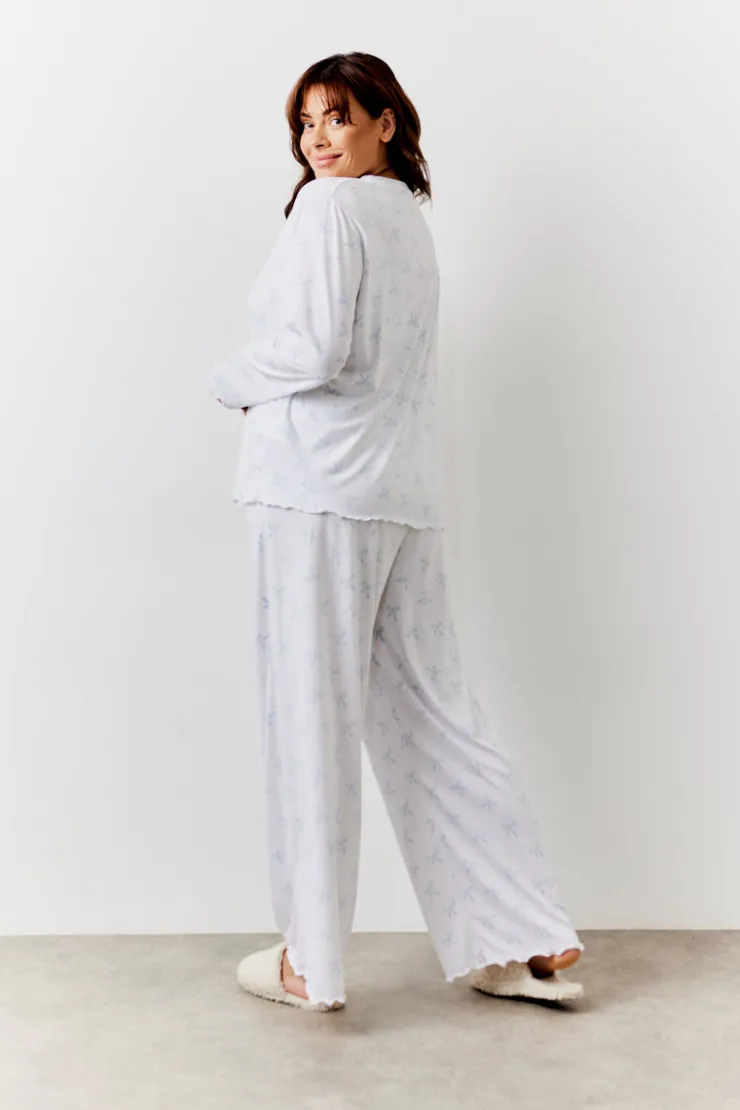 Clearance In The Style Bow Print Long Sleeve Top and Trouser PJ Set White