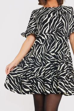 Outlet In the Style Zebra Smock Dress With Frill Sleeve Black