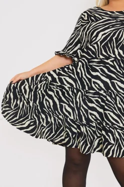 Outlet In the Style Zebra Smock Dress With Frill Sleeve Black